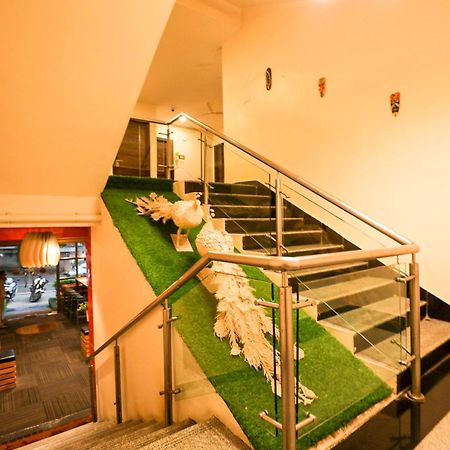 Hotel White Fields Hitec City, Hyderabad Exterior foto