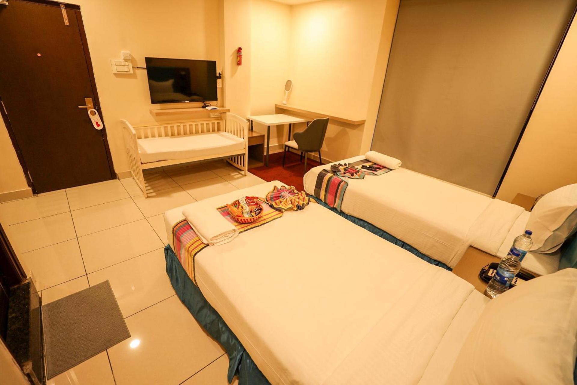 Hotel White Fields Hitec City, Hyderabad Exterior foto